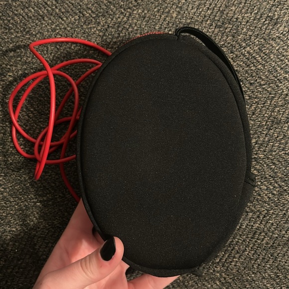 Beats case - Picture 3 of 5